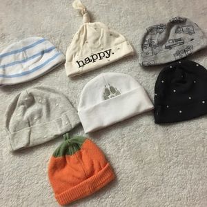 7 newborn beanies